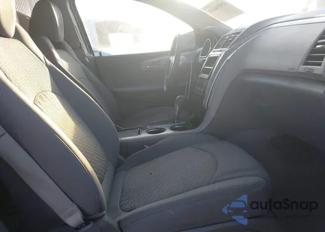 2012 Chevrolet Traverse Ls z USA, uszkodzony, nr VIN 1GNKRFED3CJ351150